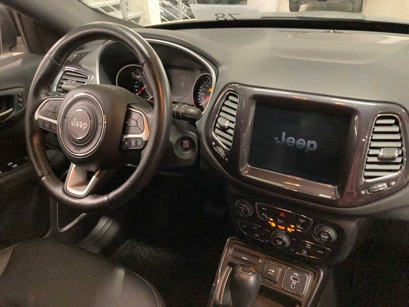 Jeep Compass S GSE DCT / Navi / Leder / Kamera