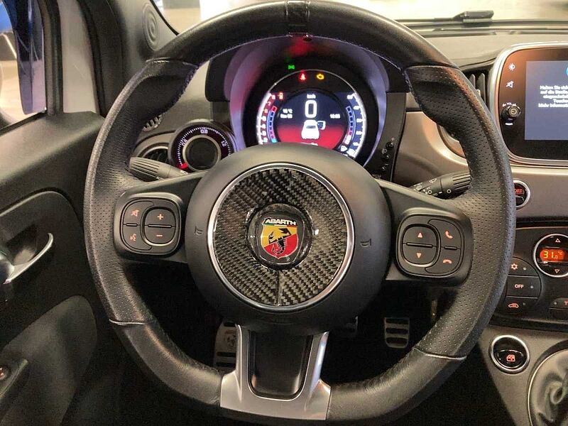 Abarth 595 Pista 2.0 1.4 T-Jet 11