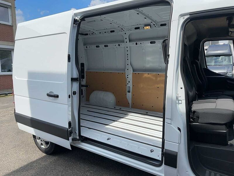 Renault Master Komfort L2H2 3,3t 150 dCi / Klima