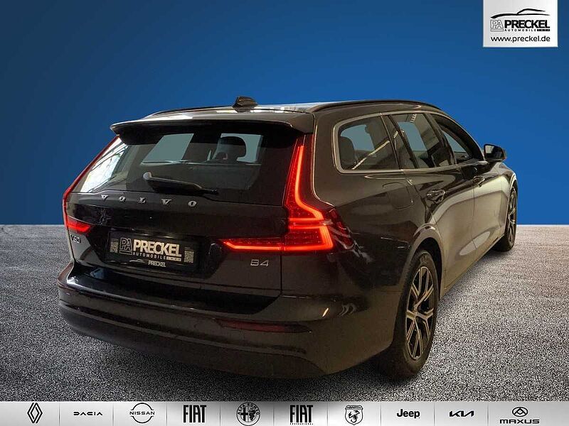 Volvo V60 Core B4 DKG / Navi